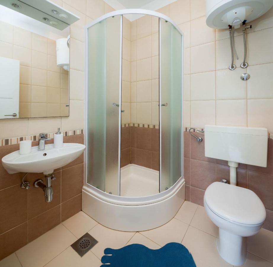 Appartement By The Sea Seget Vranjica, Trogir - 978 *