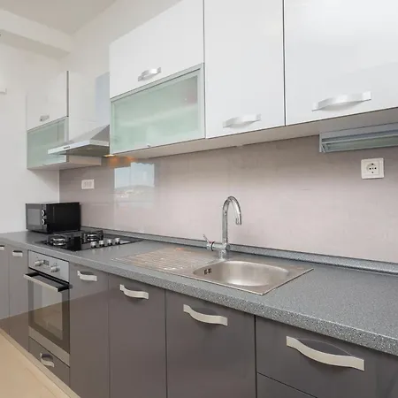 Apartments By The Sea Seget Vranjica, Trogir - 978 Zewnętrze zdjęcie