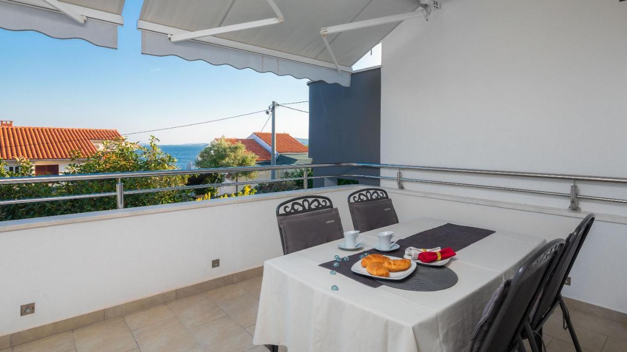 Apartment By The Sea Seget Vranjica, Trogir - 978 Seget Vranjica