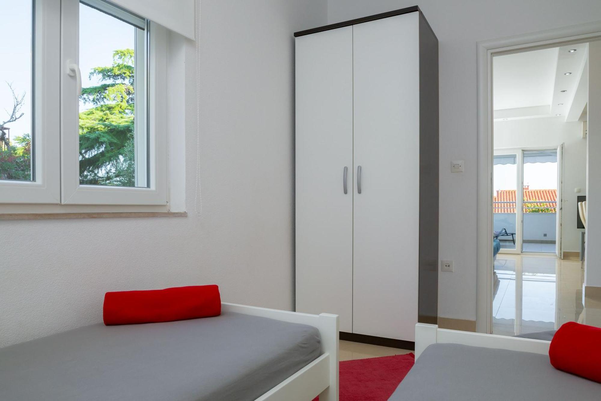 Apartment By The Sea Seget Vranjica, Trogir - 978 Seget Vranjica
